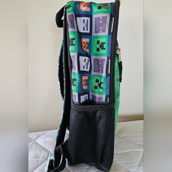 Minecraft Backpack Set - Picture 7 of 14